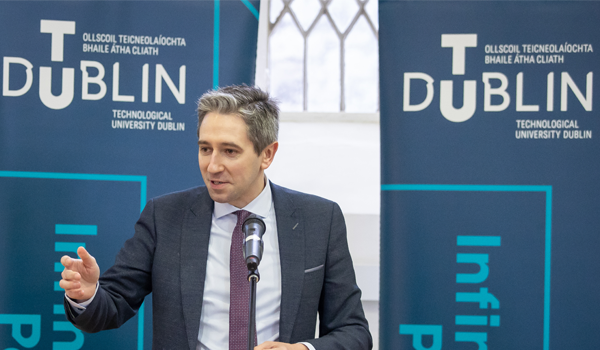 Minister Simon Harris speaking at a TU Dublin event