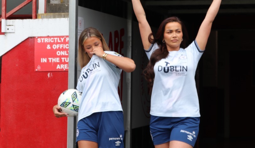 Players wearing TU Dublin jersey